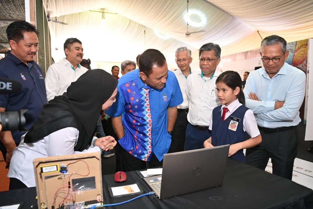 Petronas tubuh pusat sains di Tawau, Sandakan