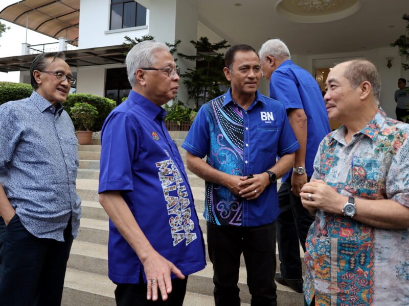 Pertemuan kerja Hajiji dan Sabri