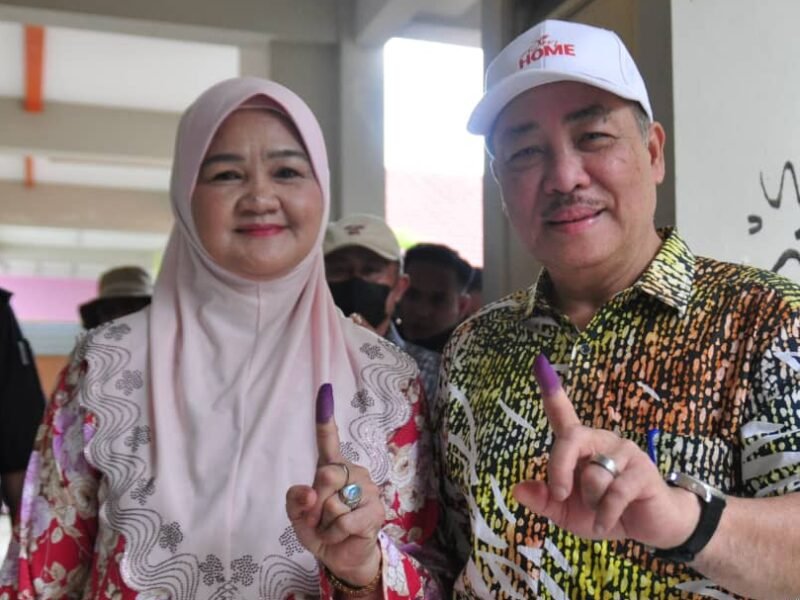 Hajiji laksana tanggungjawab mengundi di SK Serusop