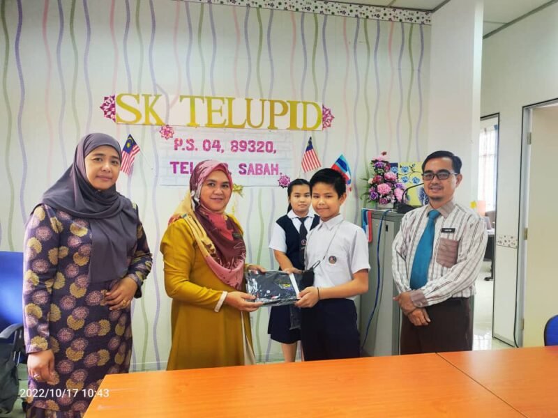 5 murid SK Telupid terima baju Kokum