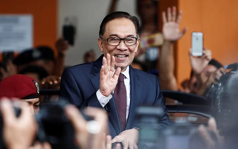 Anwar PM Malaysia ke-10, sinar harapan bagi rakyat Borneo