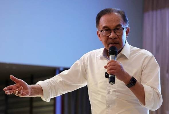 Anwar yakin dapat bentuk ‘kerajaan perpaduan’ dengan BN