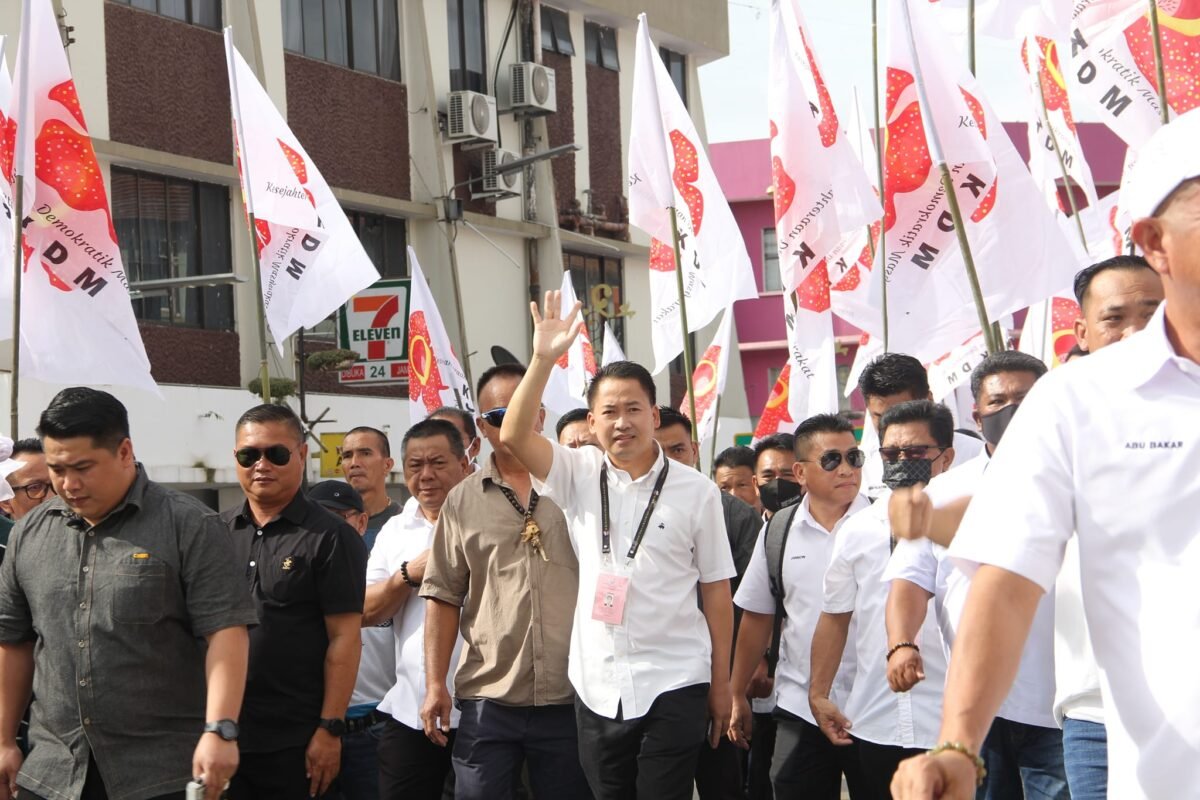 Pencalonan Peter di Tenom ditolak, penyokong kecoh